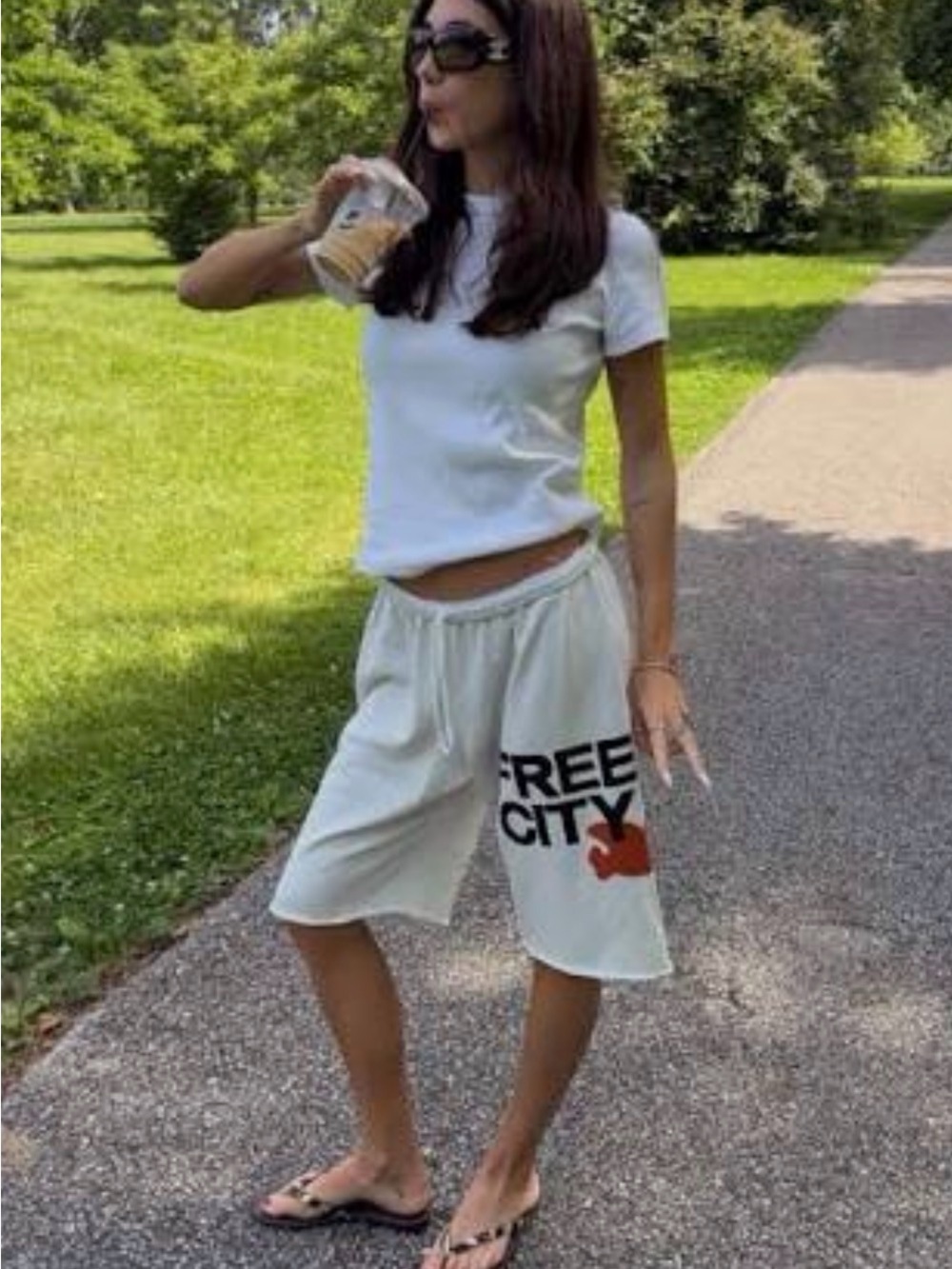 Freecity Cutoffs in Superwhite - Picture 2 of 7